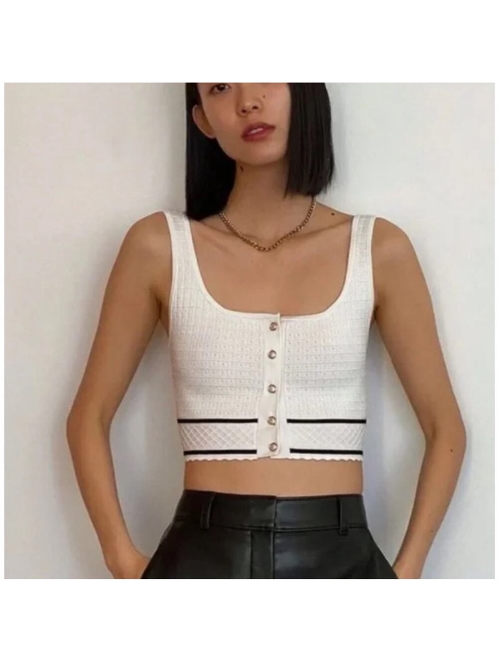 Aritzia Babaton Designer Sculpt Knit Button Tank Top White/Black Size XL